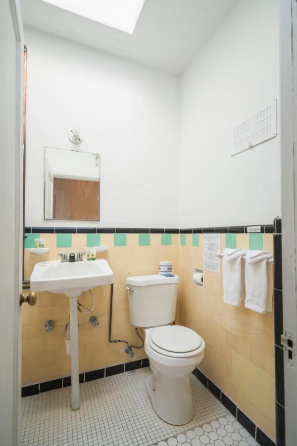 Amargosa Opera House & Hotel image 50